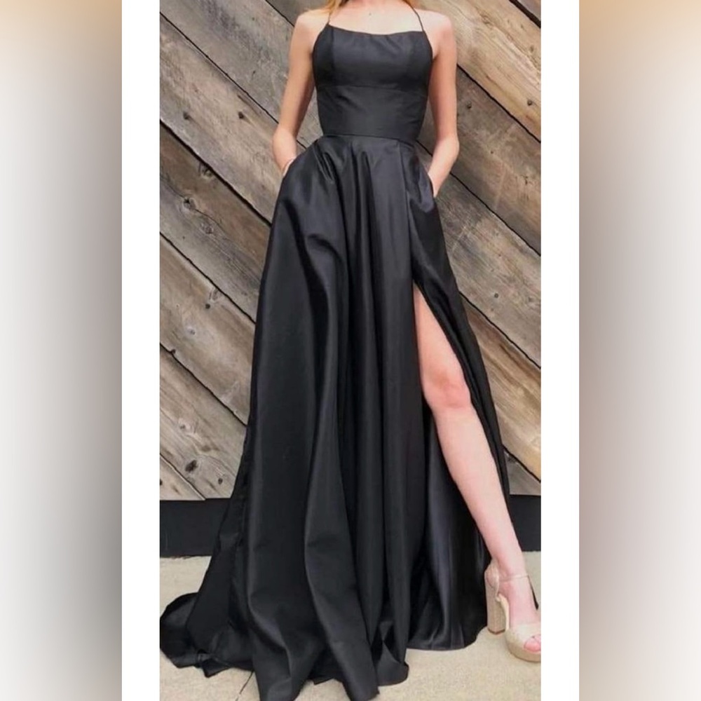 Elegant Black Evening Gown